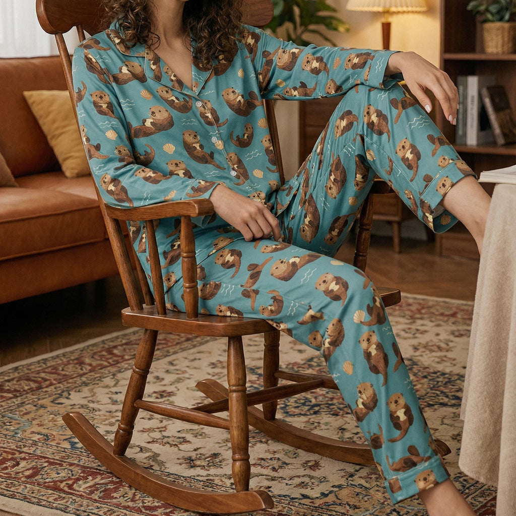 Women’s  Pajama Set – Otter Print Sleepwear,Gift for Her,Gift for Mom Cozy Lightweight ,matching pajamas,Otter gift