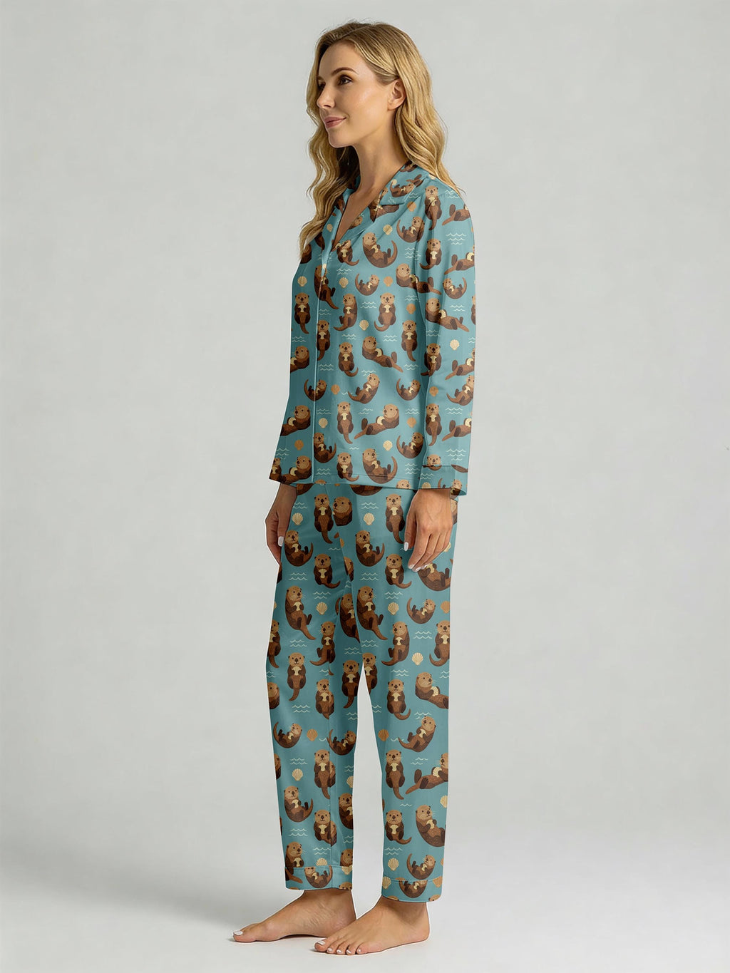 Women’s Long Sleeve Pajama Set – Otter Print Sleepwear, Cozy Lightweight Loungewear for Home