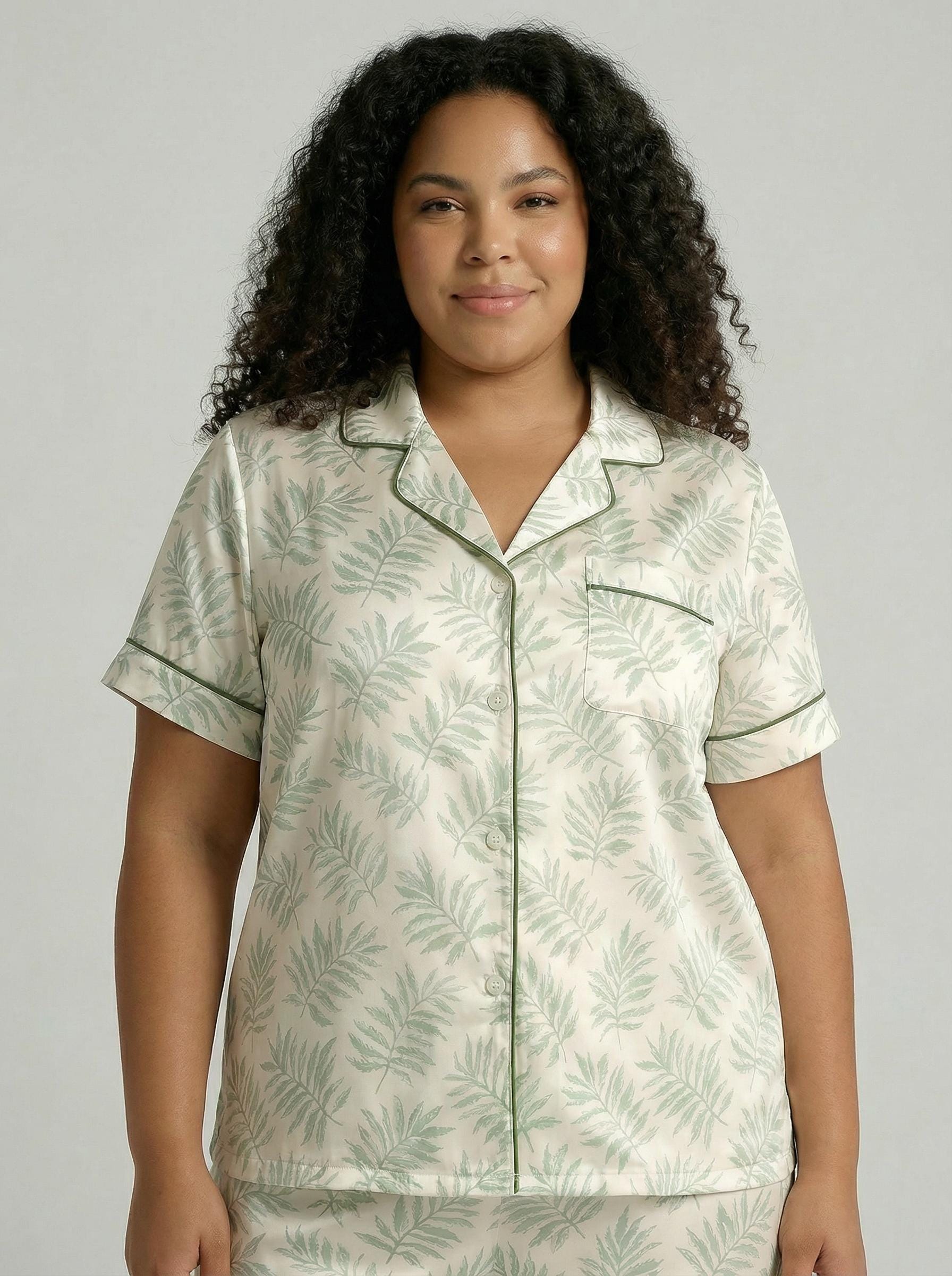 Plus Size Tropical Plant Pajama Set – Women's Short Sleeve Sleepwear