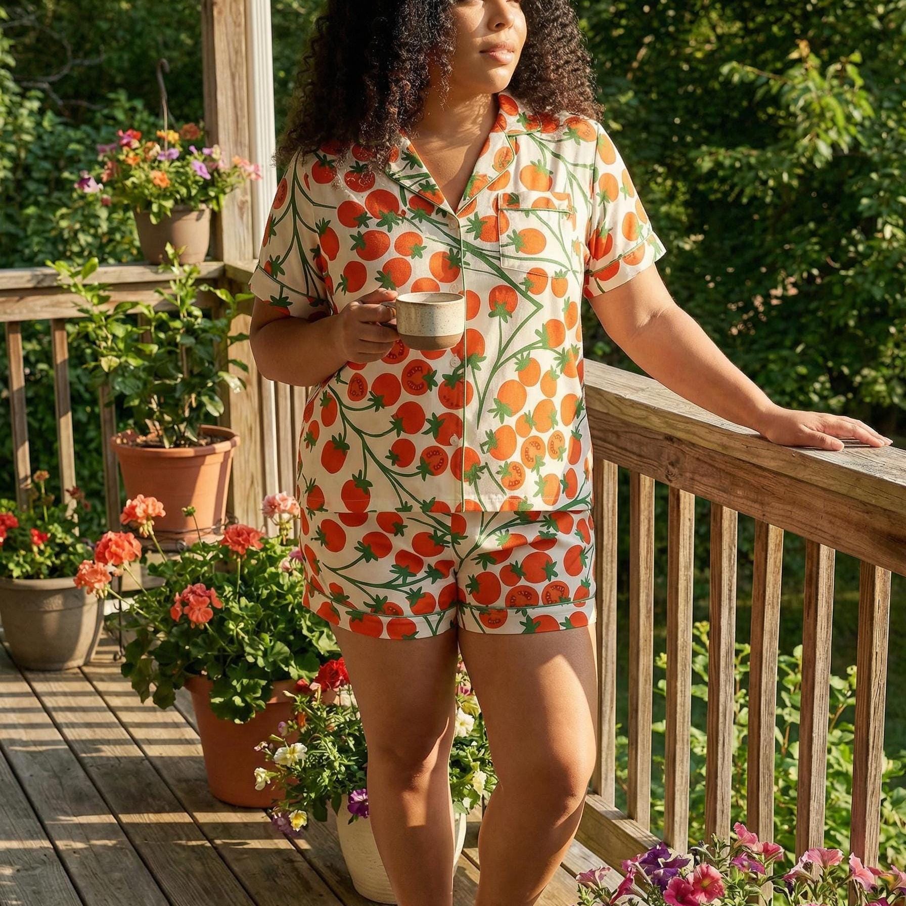 Women's Tomato Print Pajama Set – Short Sleeve Sleepwear, Relaxed Fit Lounge Set