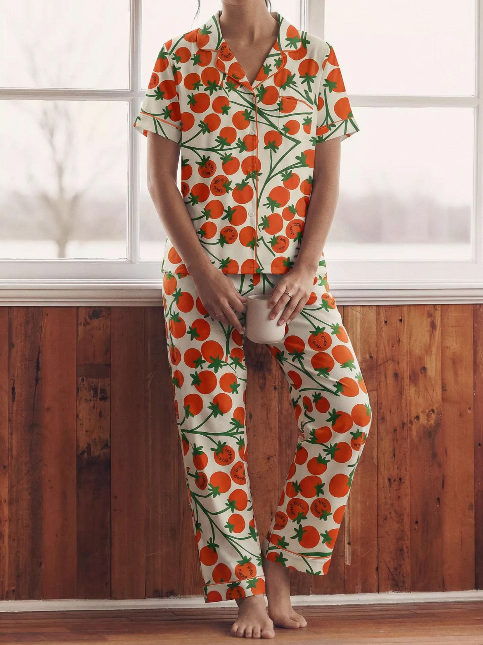 Tomato Print Pajama Set for Women, Cottagecore Garden Sleepwear, Hand-Drawn Fruit Pattern PJs, Gardener Gift for Her,   Short Lounge Set