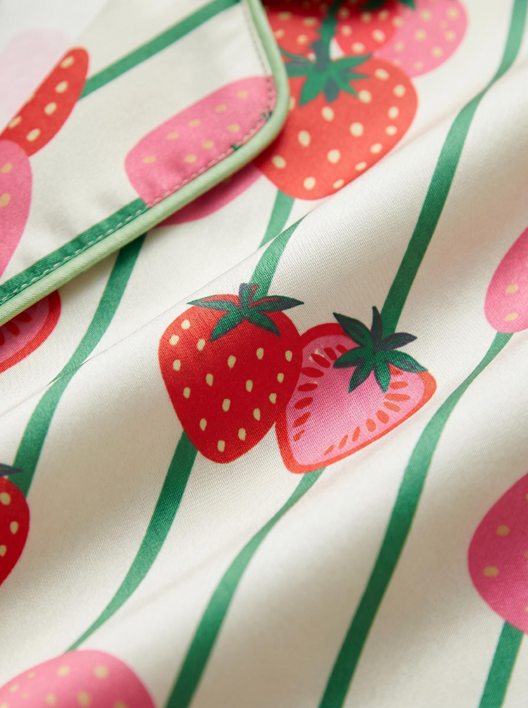 Strawberry Satin Pajama Set for Women, Summer Fruit Print Sleepwear, Dopamine Pajamas, Cottagecore  Loungewear, Pajama Shorts Set